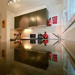 Bright Spacious And Modern With Terrace * ローザンヌ