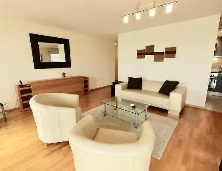 Bright Spacious And Modern With Terrace Apartman *